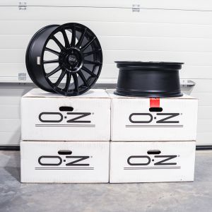 OZ-Racing Superturismo LM SECOND CHANCE Wheels 18 Inch 8J ET35 5x112 Flat Black