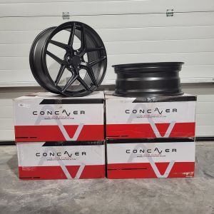 Concaver CVR2 SECOND CHANCE 2x 20x8 ET40 - 2x 20x9 ET50 5x112 Carbon Graphite