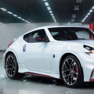 SK-Import Side Skirts NSM Style Fiberglass Nissan 370Z
